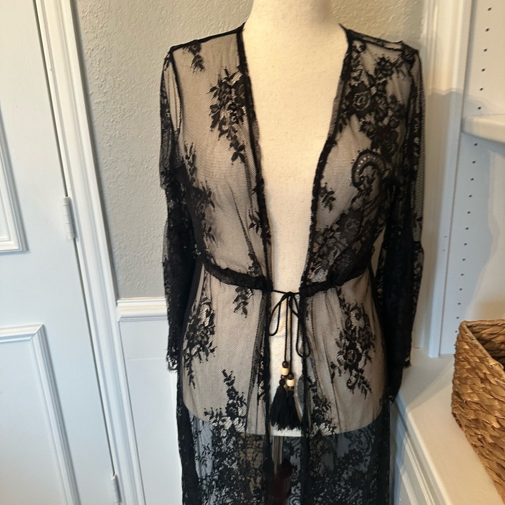 Black Lace Duster NWT -Large